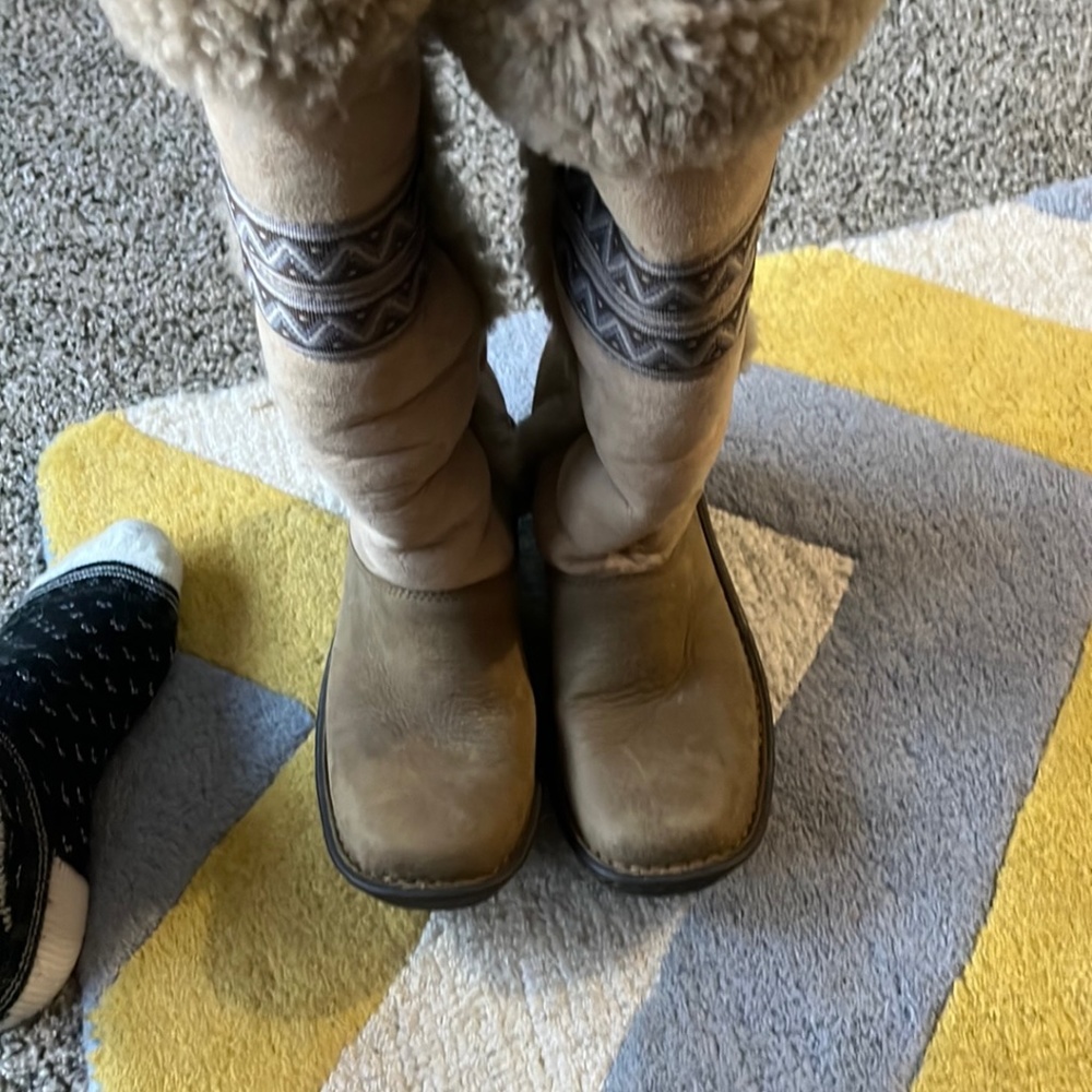 Winter Boots - image 1